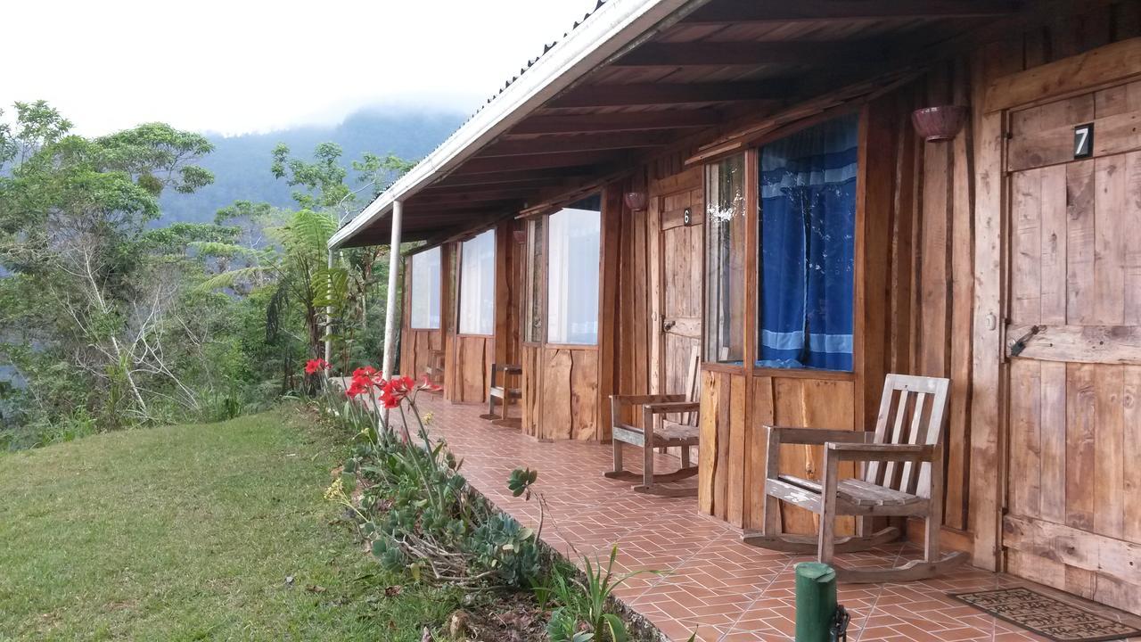 Mirador Valle Del General Lodge *